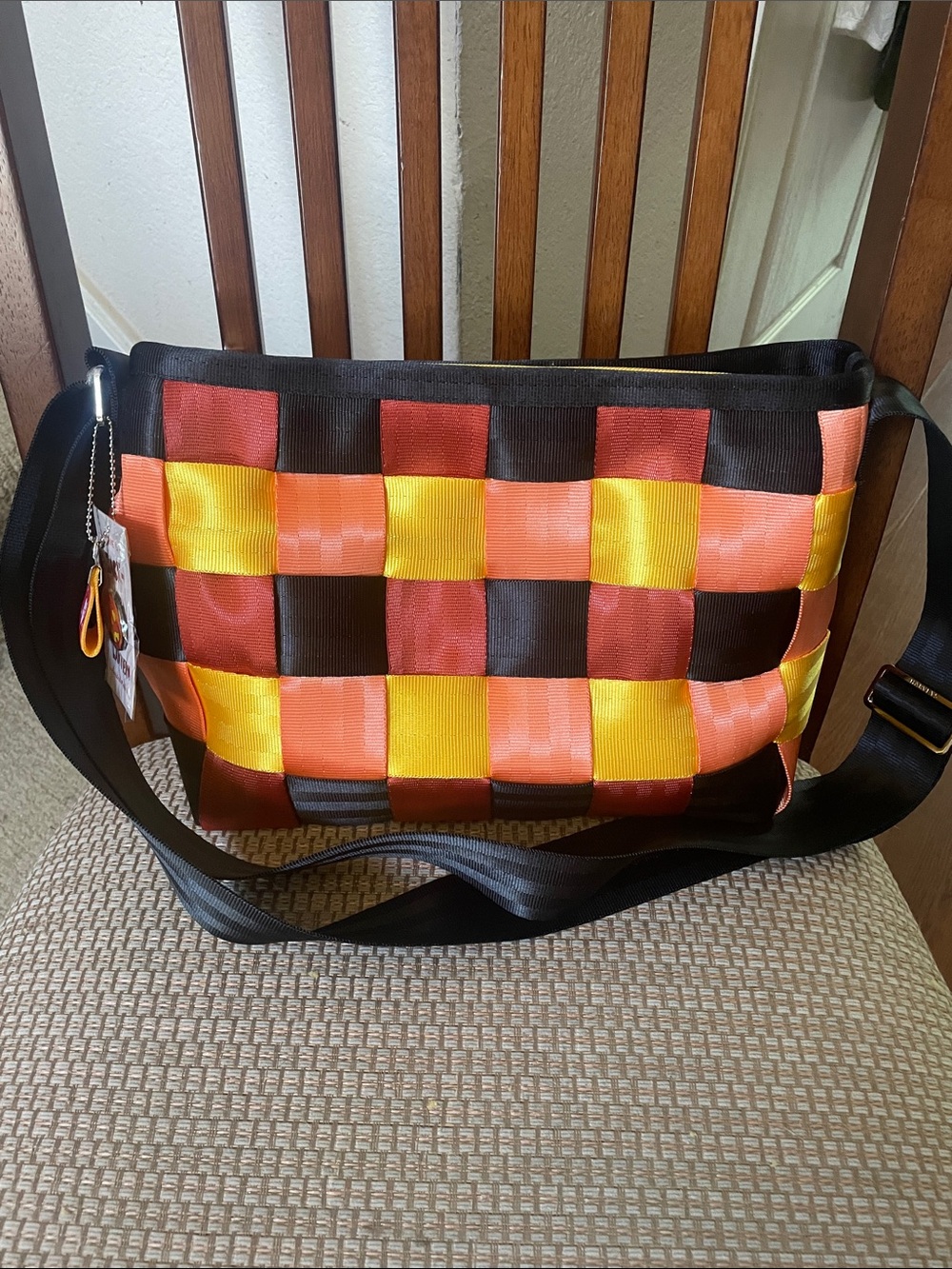 Harveys LTD Jack-lantern Convertible Tote Messenger Bag - Black, Orange & Yellow